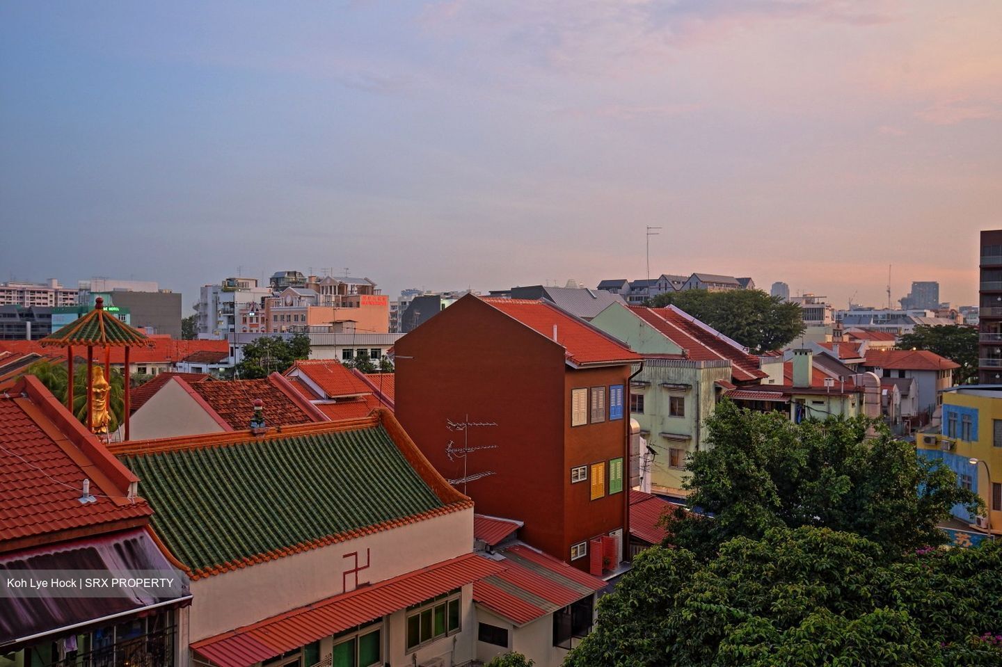 The Centren (D14), Apartment #305485521